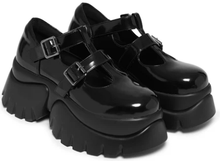 &Tau;&iota; &Epsilon;&mu;&pi;&epsilon;&iota;&rho;ί&alpha; &Epsilon;ί&chi;&alpha; &mu;&epsilon; &tau;&alpha; &Pi;&alpha;&pi;&omicron;ύ&tau;&sigma;&iota;&alpha; Koi Footwear &sigma;&tau;&eta;&nu; &Epsilon;&lambda;&lambda;ά&delta;&alpha;: &Mu;&iota;&alpha; &Rho;&epsilon;&alpha;&lambda;&iota;&sigma;&tau;&iota;&kappa;ή Ά&pi;&omicron;&psi;&eta;